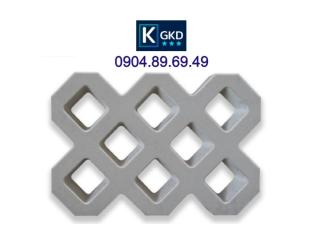 Gạch trồng cỏ gốc cây
